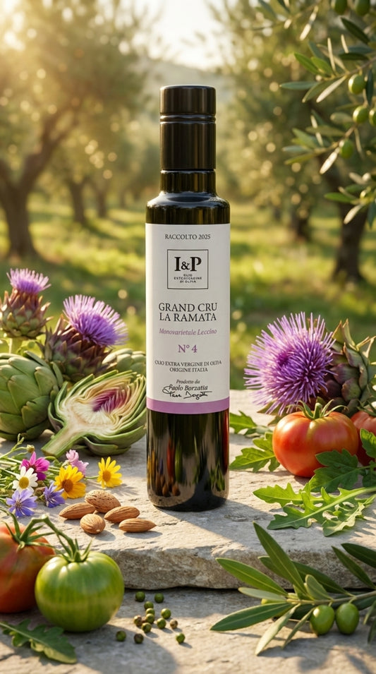 Olio extravergine Leccino Grand Cru La Ramata sentori di cardo e mandorla bottiglia vetro nero